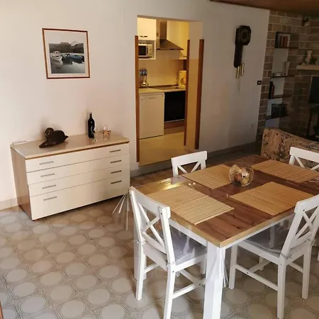 Apartment Vesna *