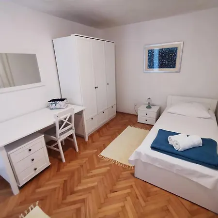 Vesna Apartamento